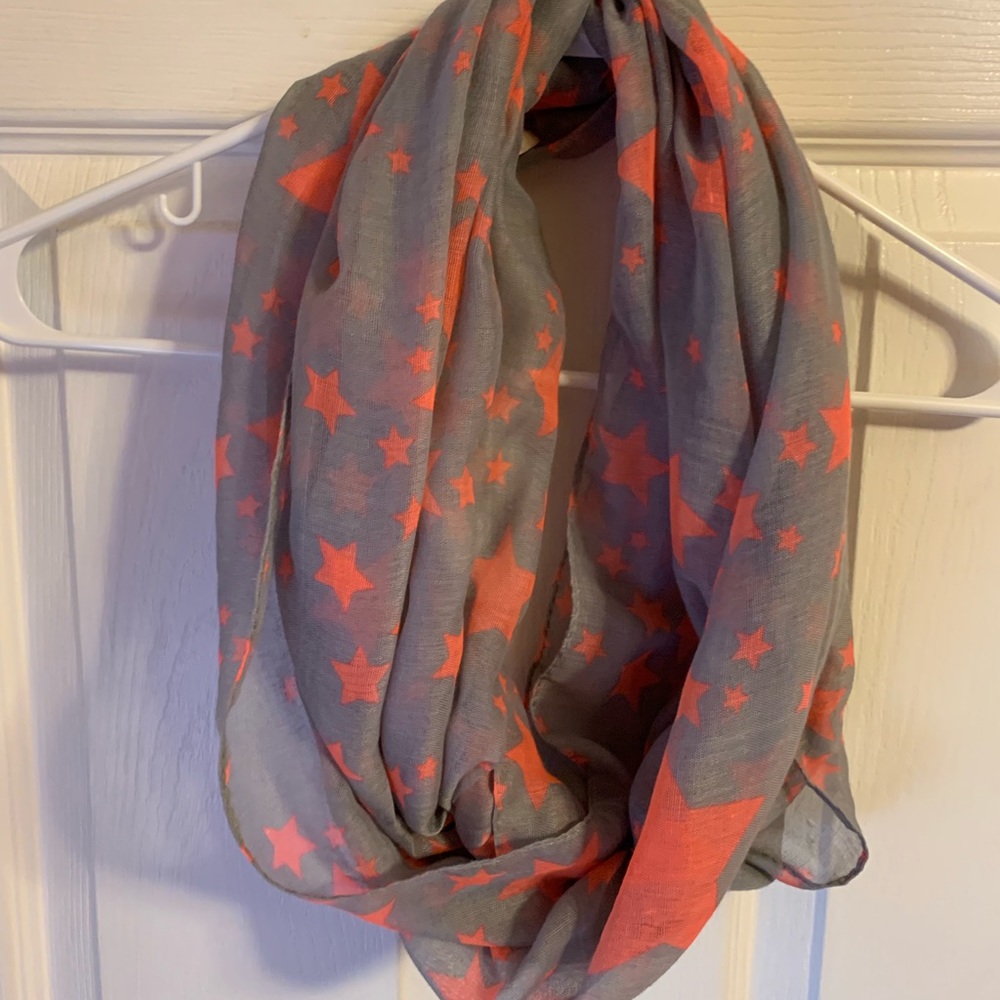 infinity scarf